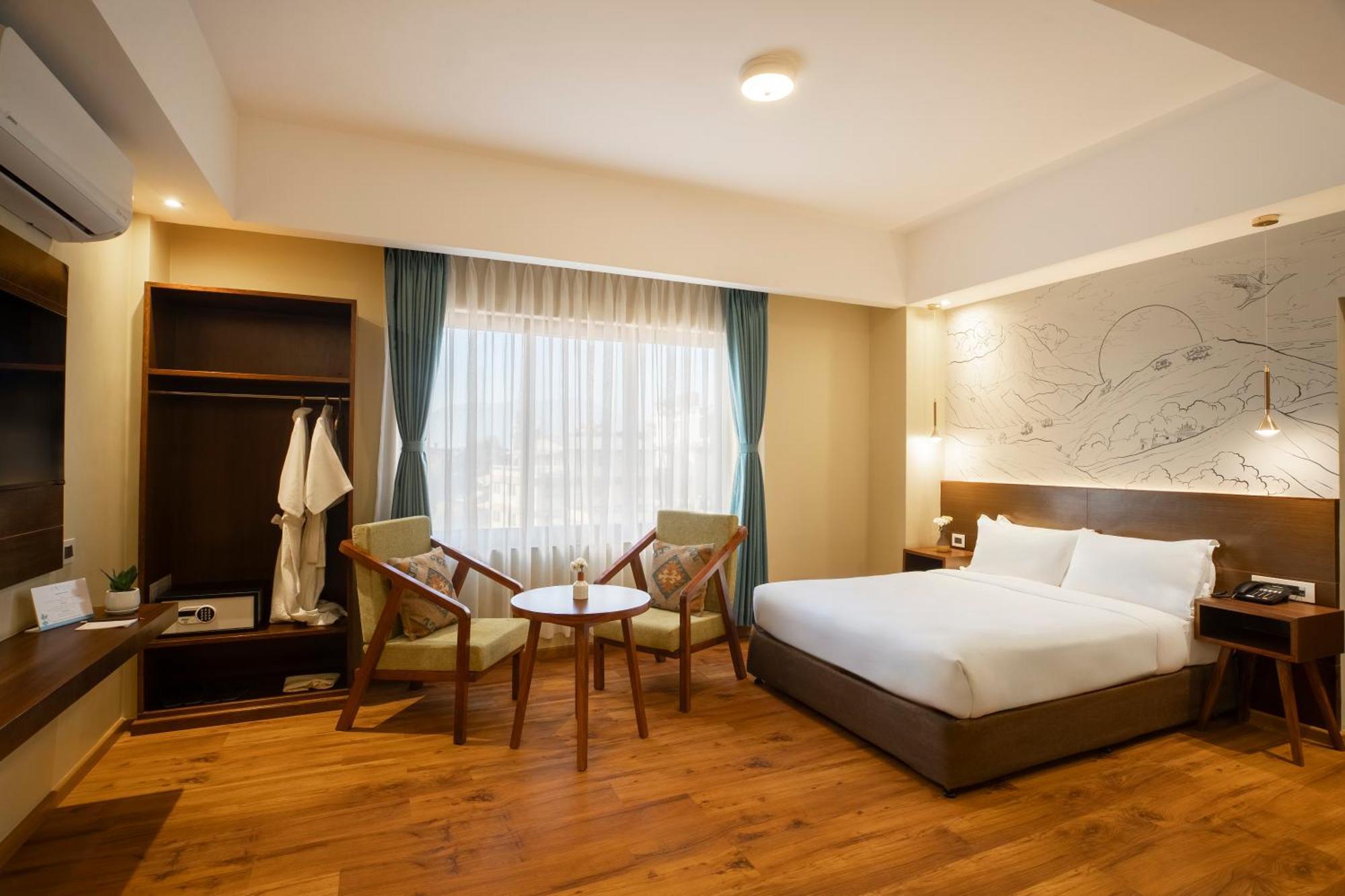 Atisha Hotel Катманду Экстерьер фото