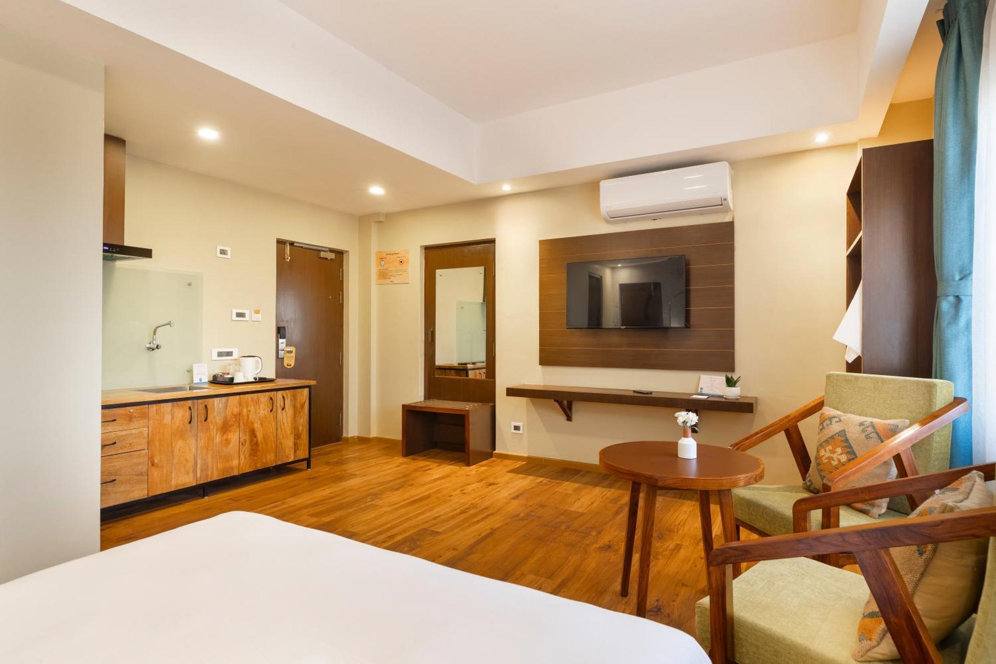 Atisha Hotel Катманду Экстерьер фото