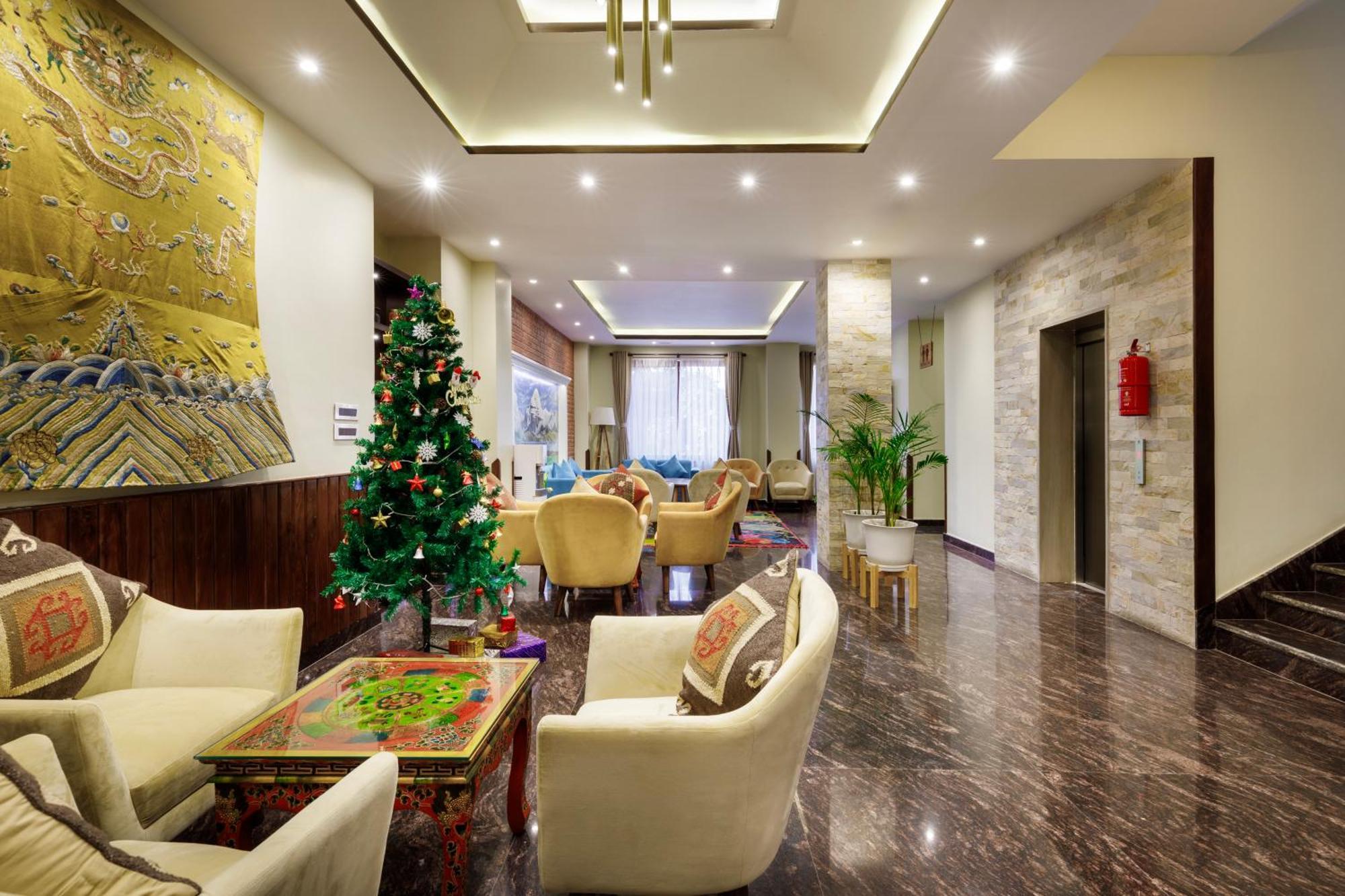 Atisha Hotel Катманду Экстерьер фото